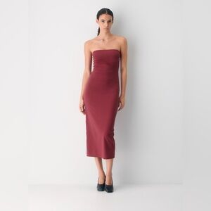Aritzia Babaton Contour Gray Dress